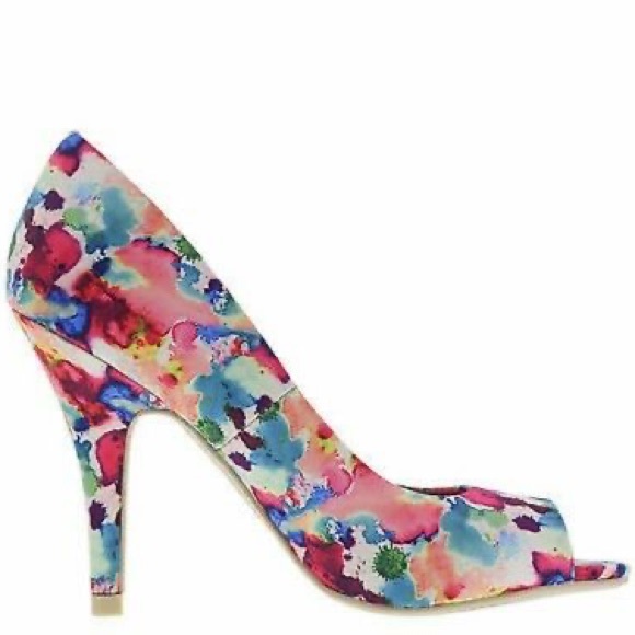 Christian Siriano Watercolor Floral Peep Toe Heels - Picture 5 of 6